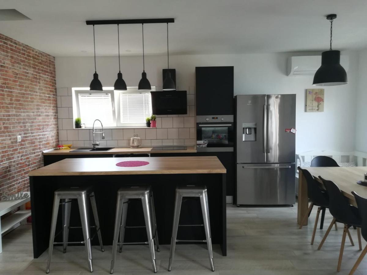 Apartmani Radic Rg Rogoznica  Extérieur photo