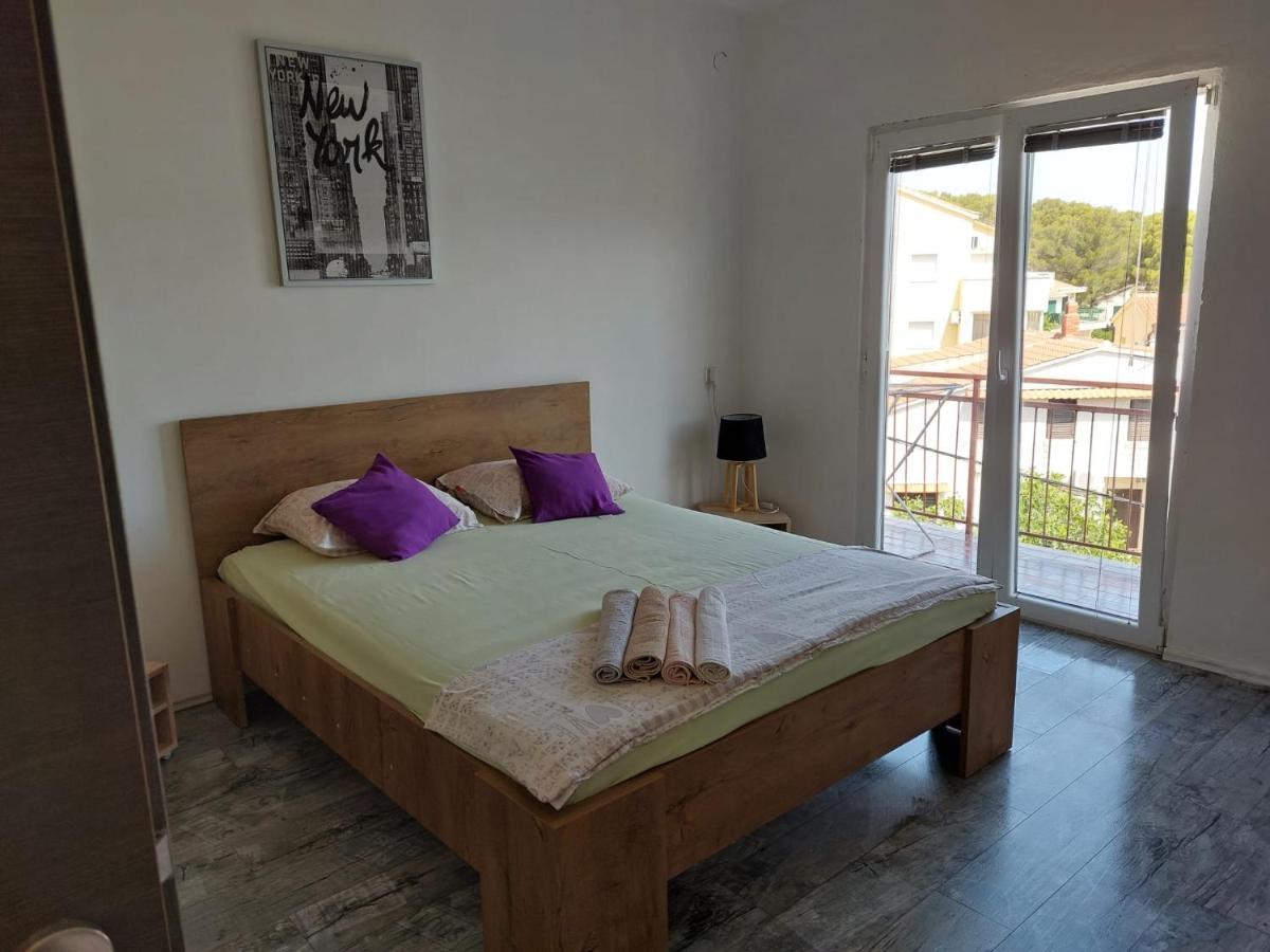 Apartmani Radic Rg Rogoznica  Extérieur photo